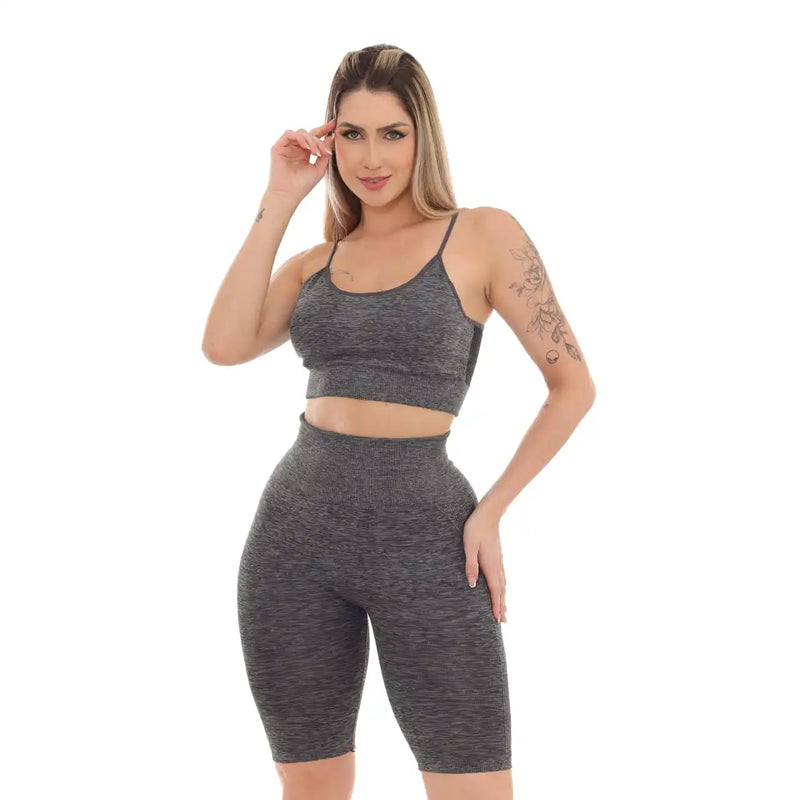 Kit Fitness Mulher 3 Peças (Top, Shorts e Calça).